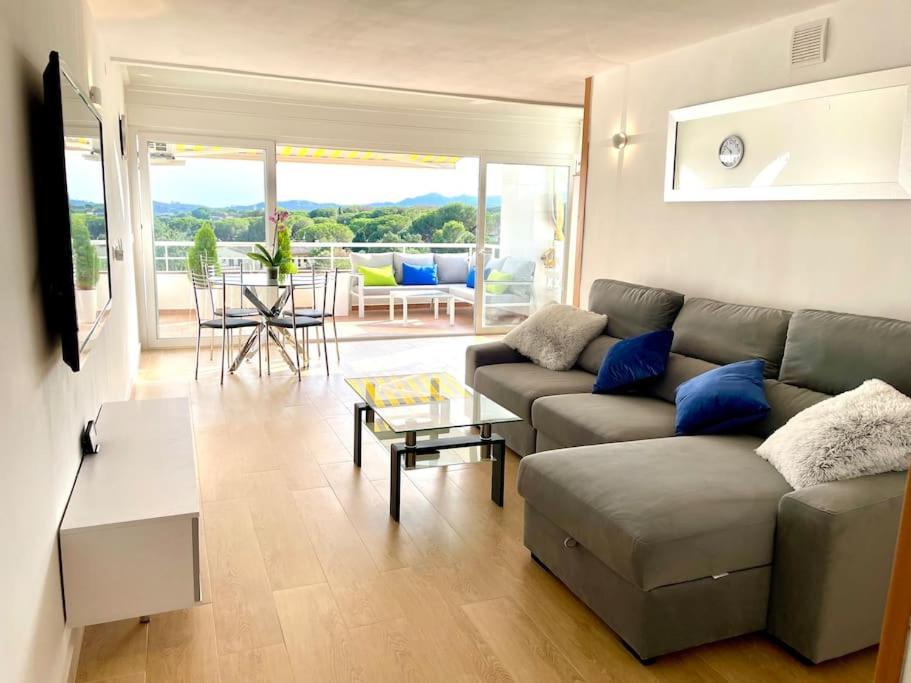 Modern Penthouse With Big Terrace Appartement *
